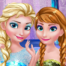 Elsa và Anna trang điểm.